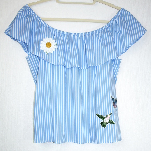 Off Shoulder Striped Top with Patches NWT - Picture 3 of 8